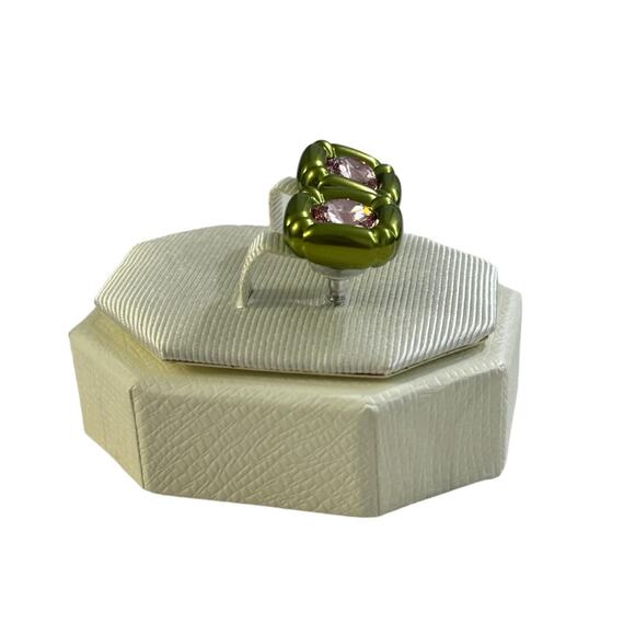 Swarovski Dulcis stud earrings Cushion cut, Green New - Picture 2 of 8